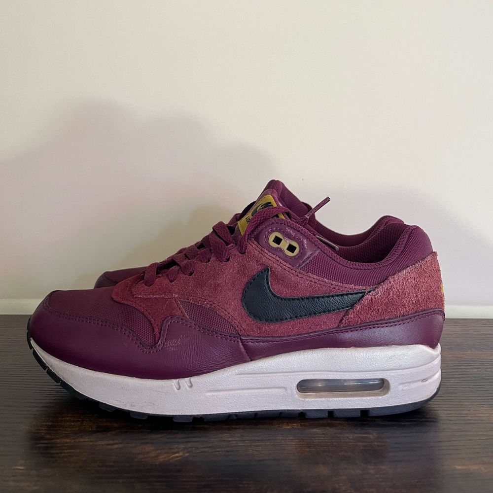 Nike Air Max 1 Bordeaux / Desert Moss M7.5/W9